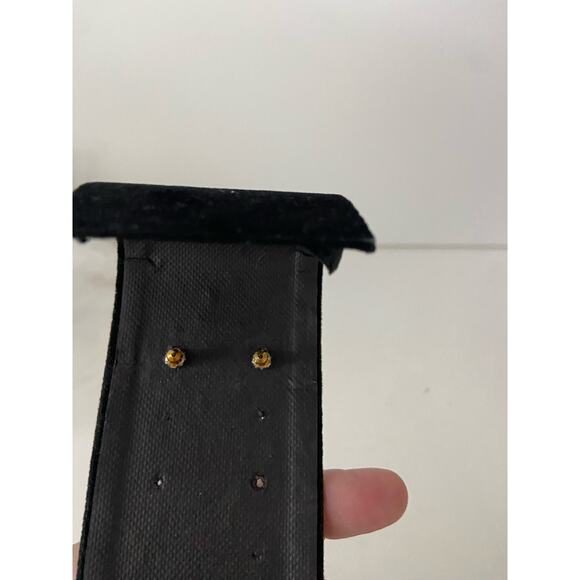 opalescent stud earrings - Picture 3 of 4